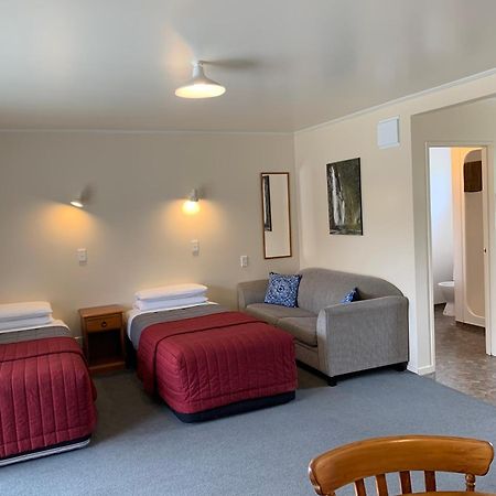 Amber Court Motel Te Anau Zewnętrze zdjęcie
