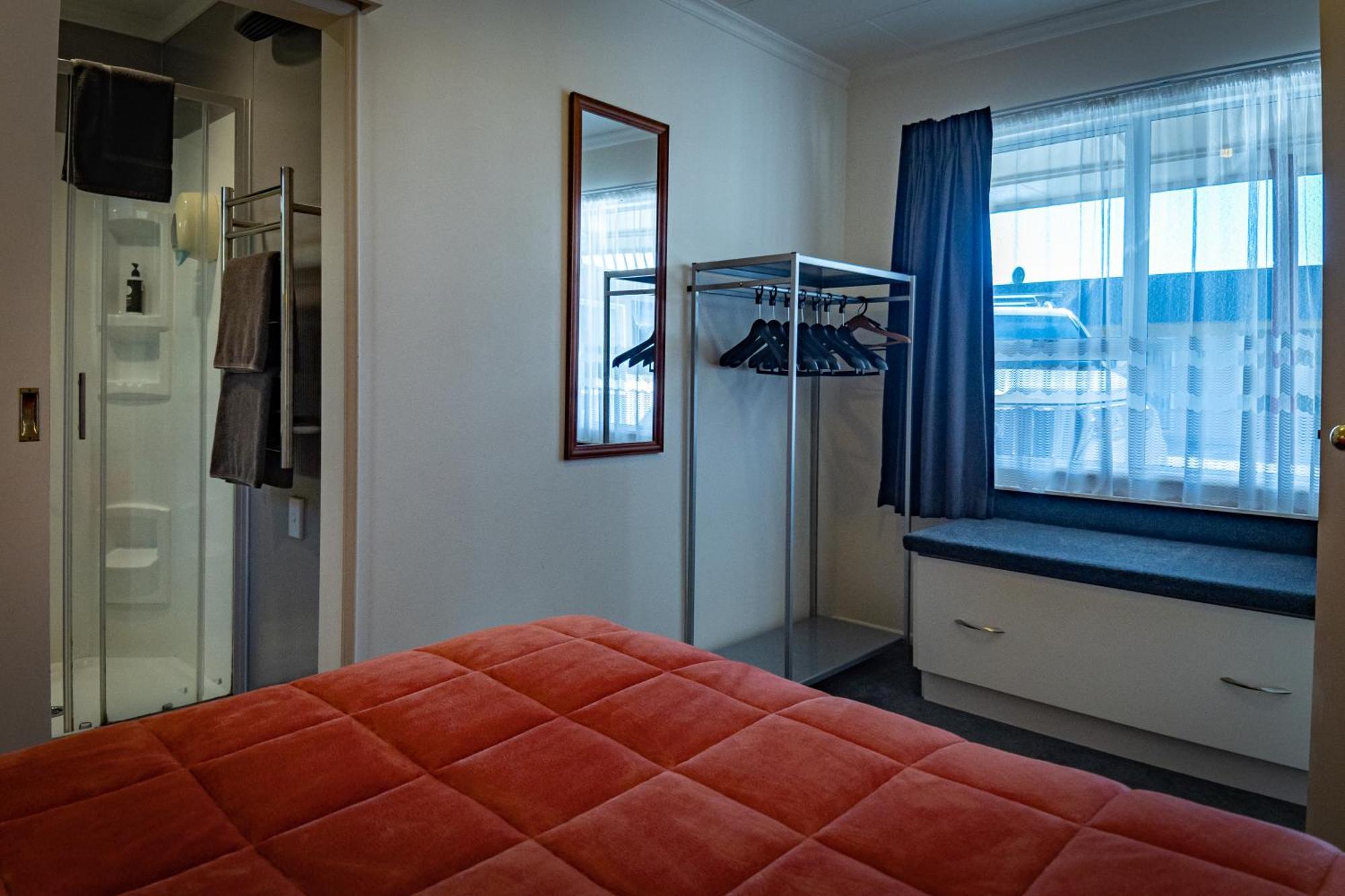 Amber Court Motel Te Anau Zewnętrze zdjęcie
