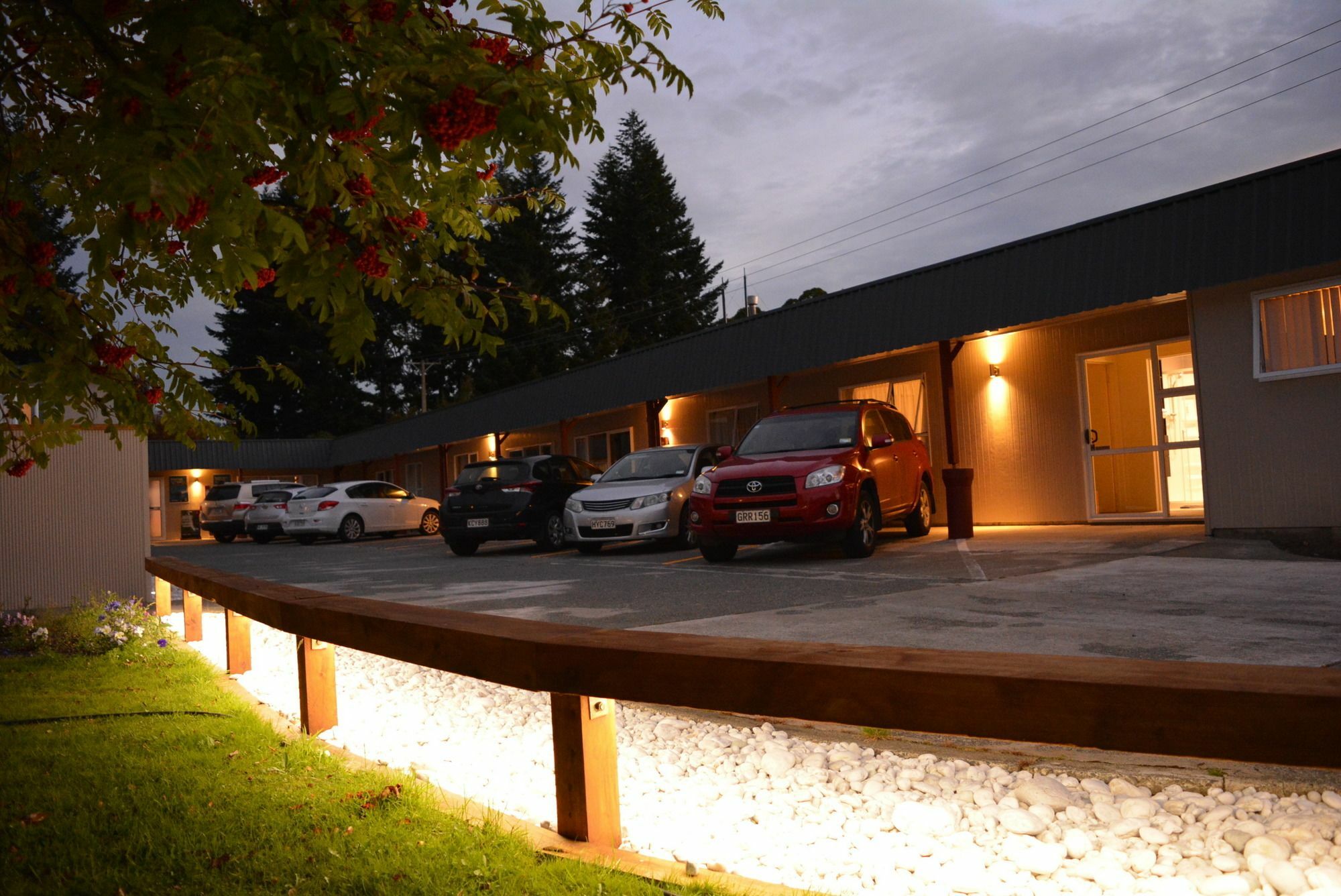 Amber Court Motel Te Anau Zewnętrze zdjęcie